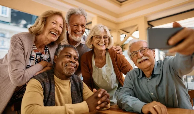 Discovering the Benefits of Living in a Senior Community